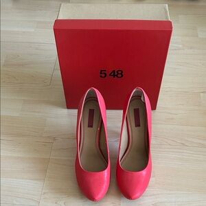 Sak’s Fifth Avenue 5/48 Orange Coral Zilla Platform Pump Stiletto Heels